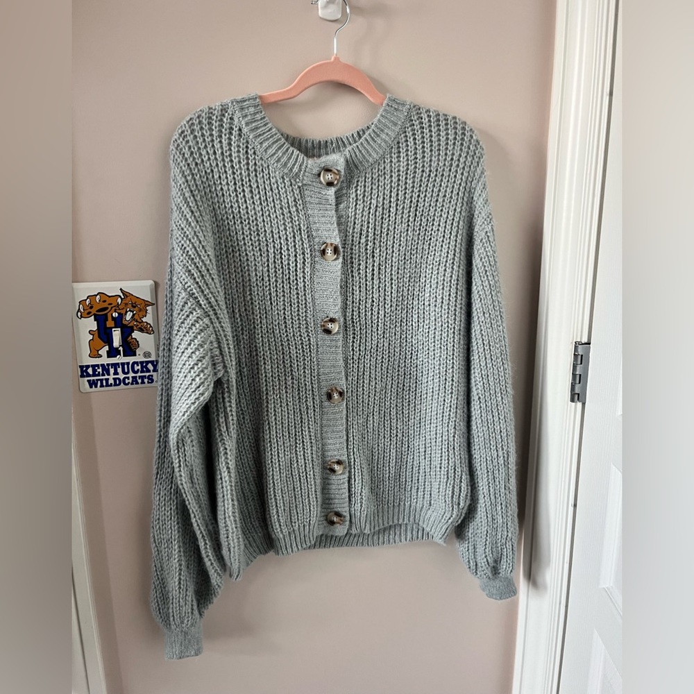 Zenana Outfitters Oversized Button Up Sweater Size Small